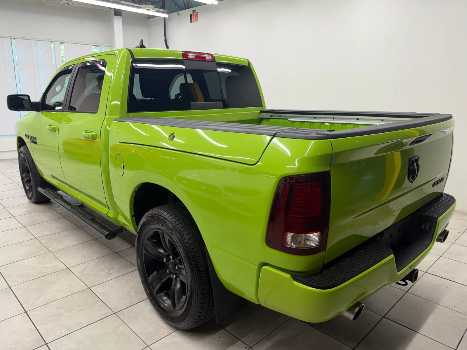 Used 2017 RAM 1500 Sport w/ Sublime Green Sport Package AWD/4WD image 7