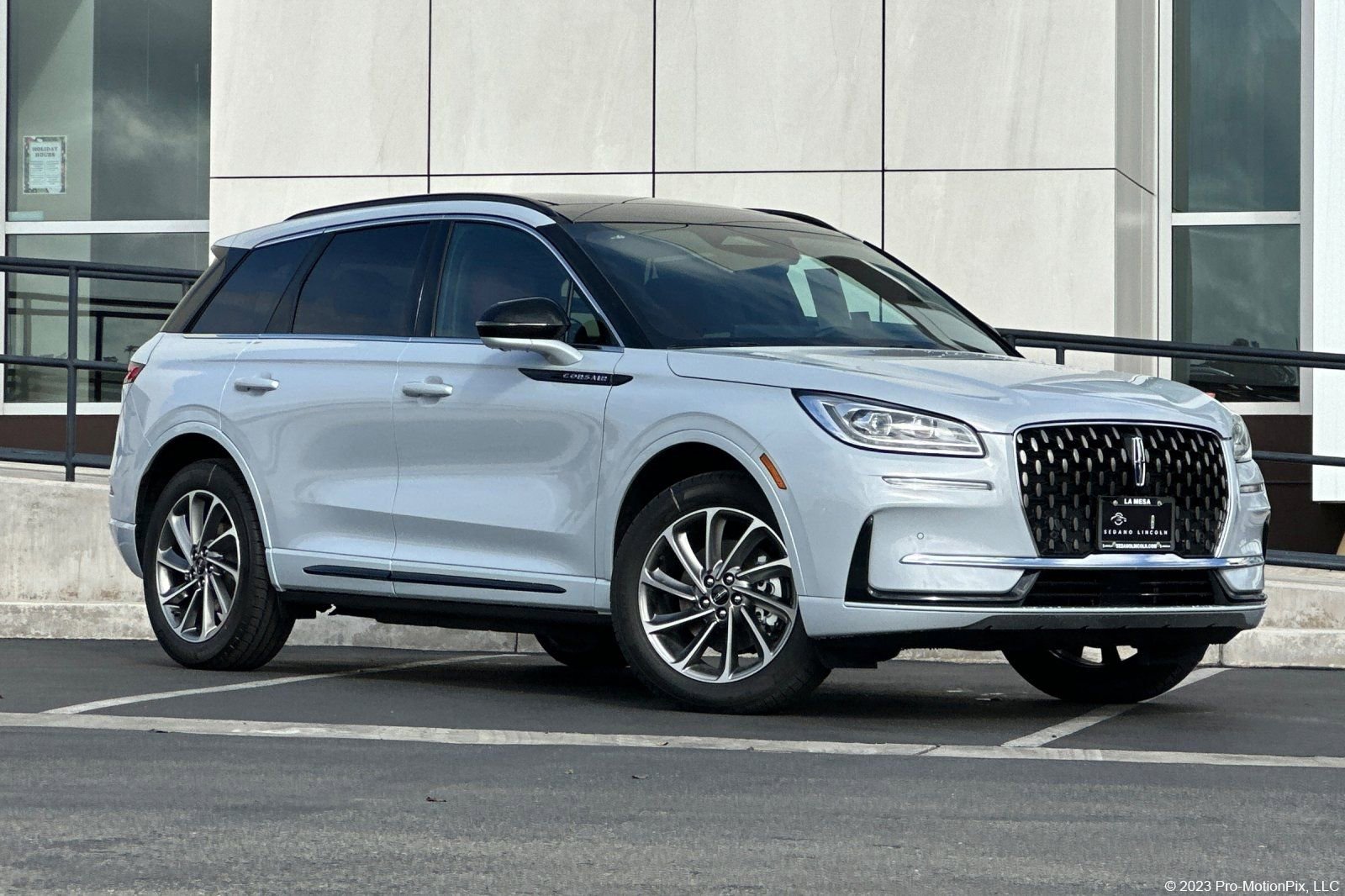 New 2026 Lincoln Corsair Grand Touring image 1