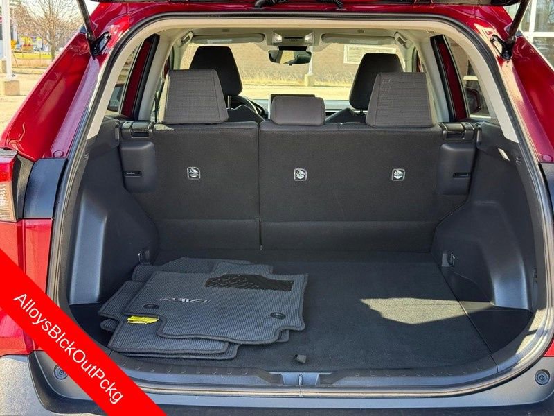 Used 2024 Toyota RAV4 LE image 9