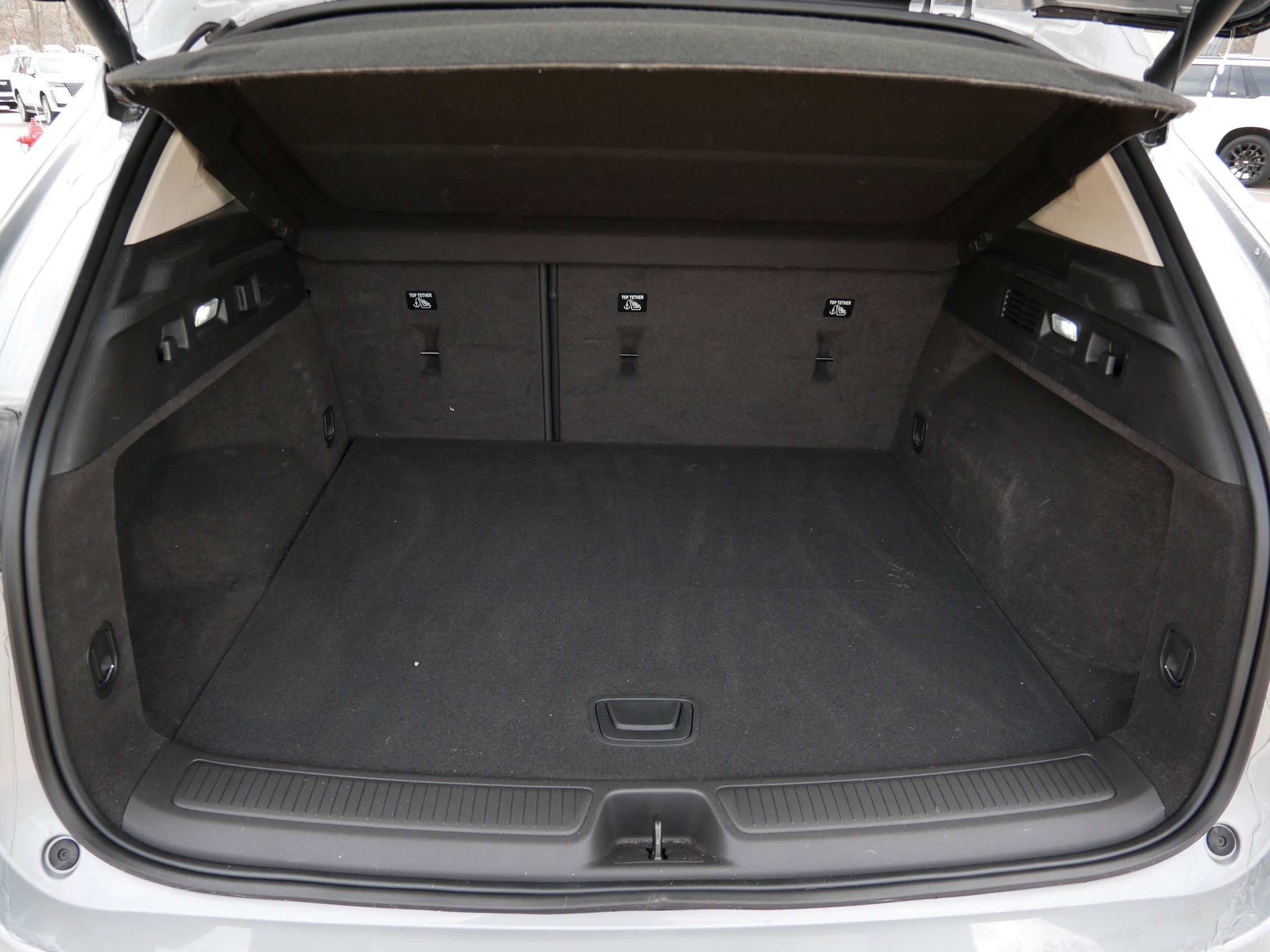 Used 2023 Buick Envision Essence w/ Sport Touring Package image 18