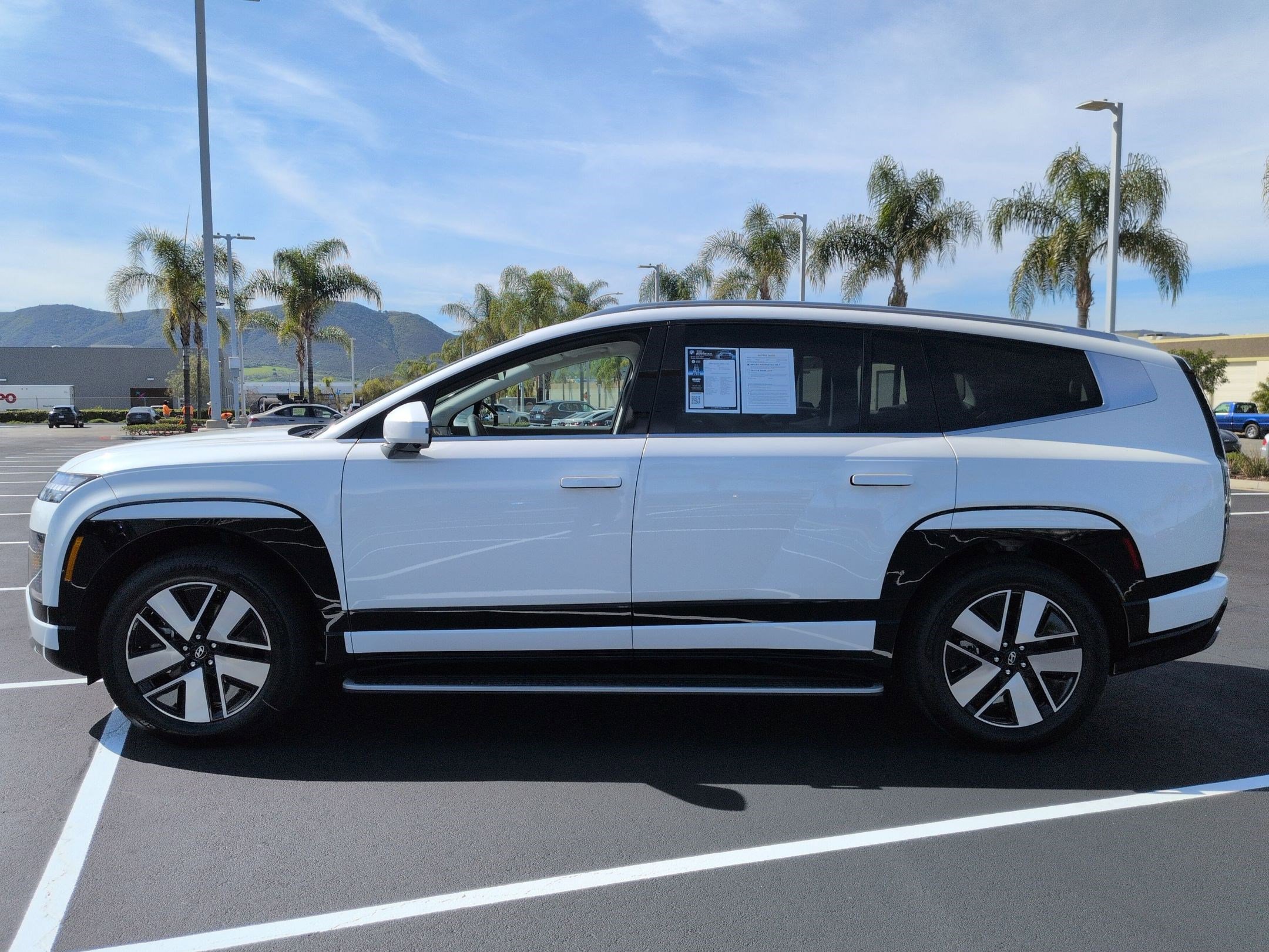 Used 2026 Hyundai Ioniq 9 SEL image 7