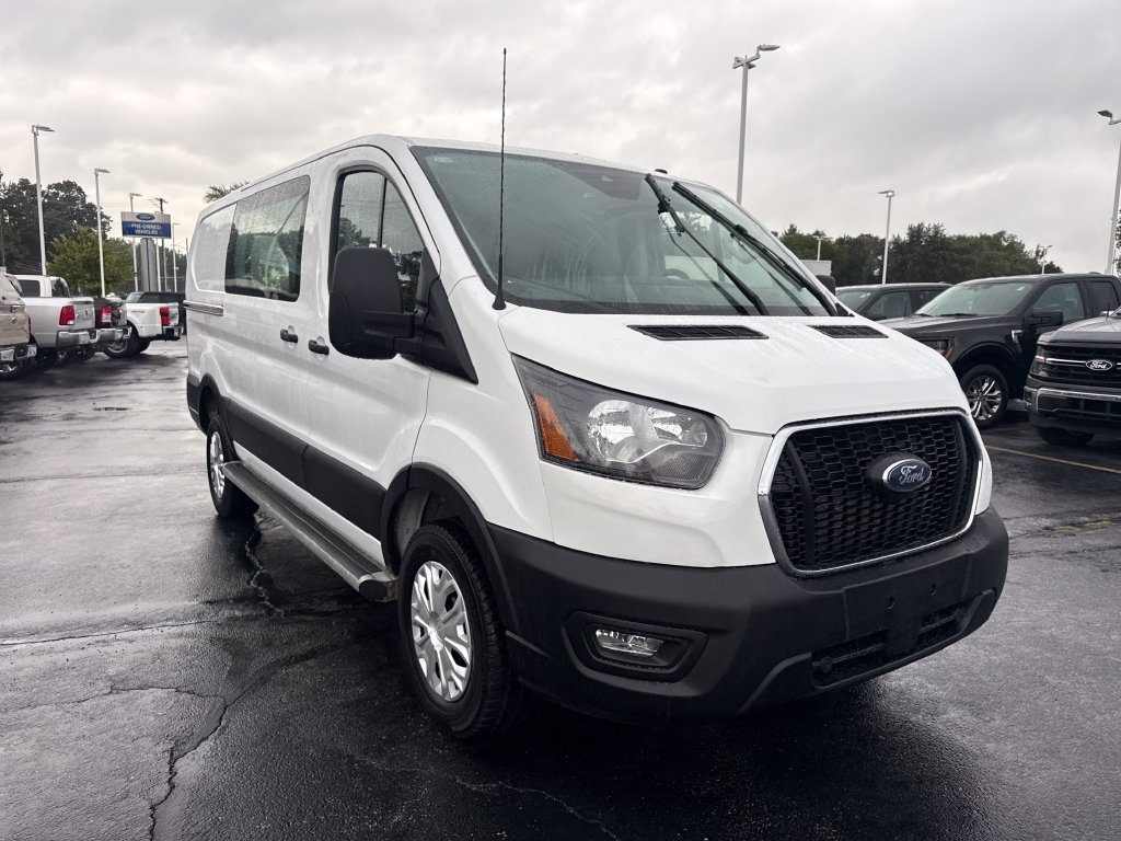 Used 2025 Ford Transit 250 Low Roof w/ Exterior Upgrade Package RWD image 4