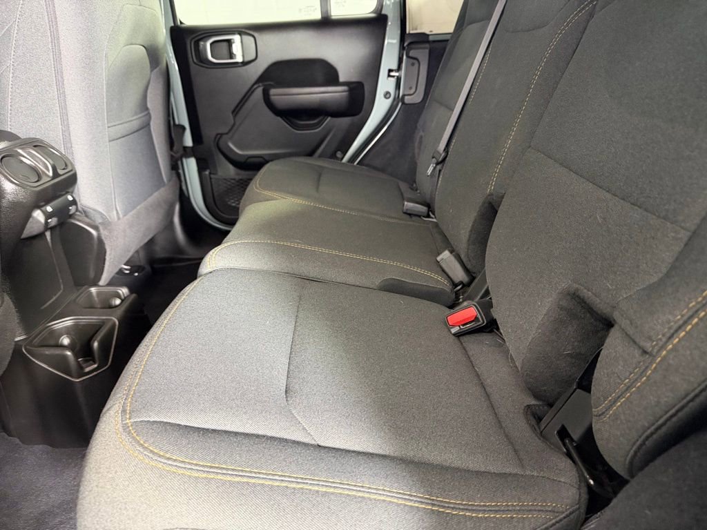 Used 2024 Jeep Wrangler Sport S image 27