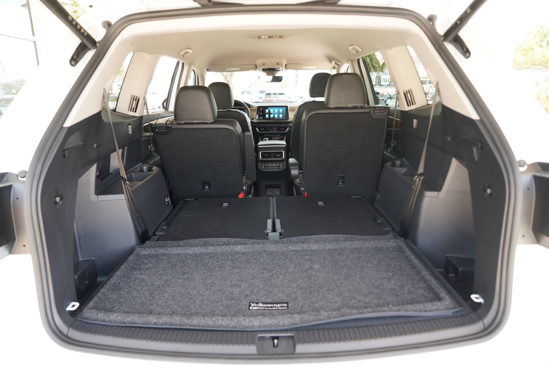 Certified 2026 Volkswagen Atlas SE FWD image 35
