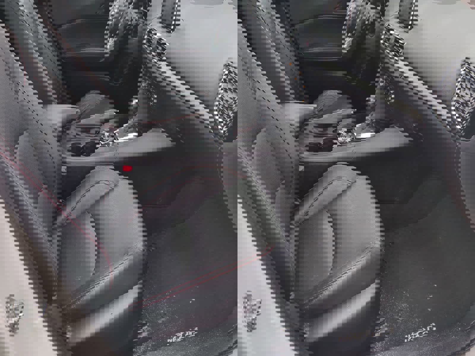 Used 2014 MAZDA MAZDA3 s Grand Touring w/ Technology Package image 22