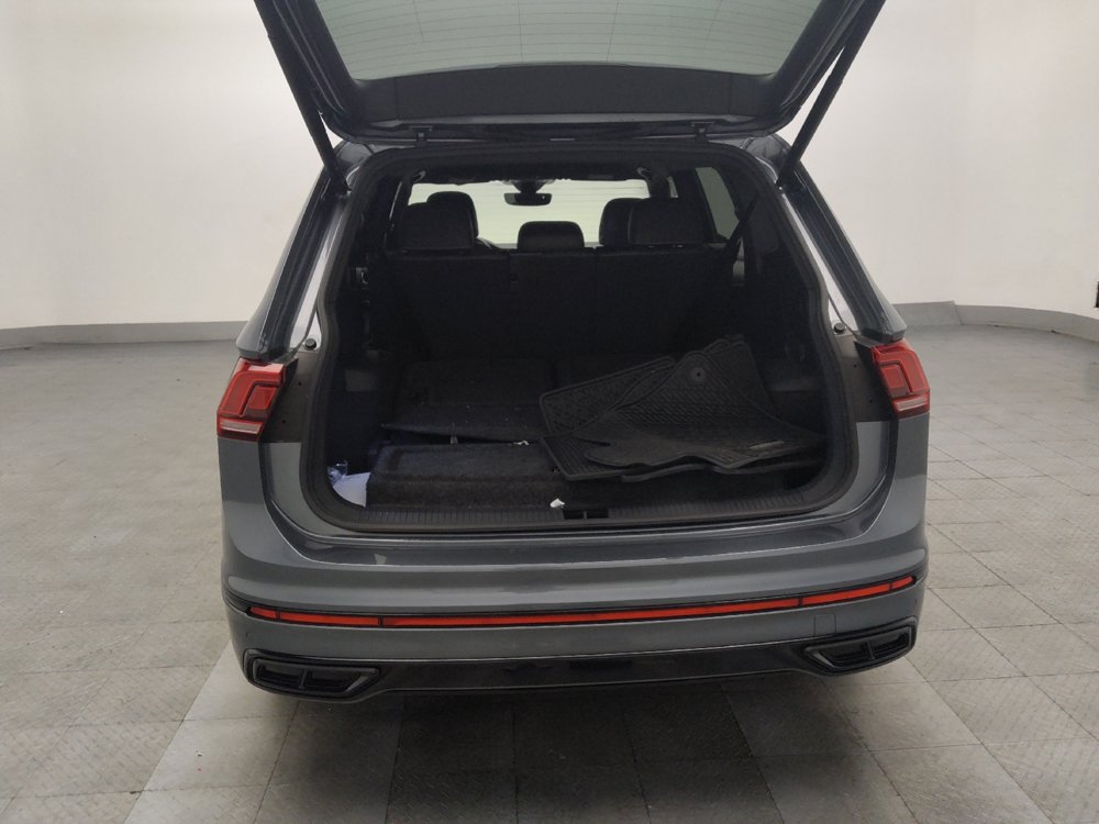 Used 2022 Volkswagen Tiguan SE R-Line FWD image 29