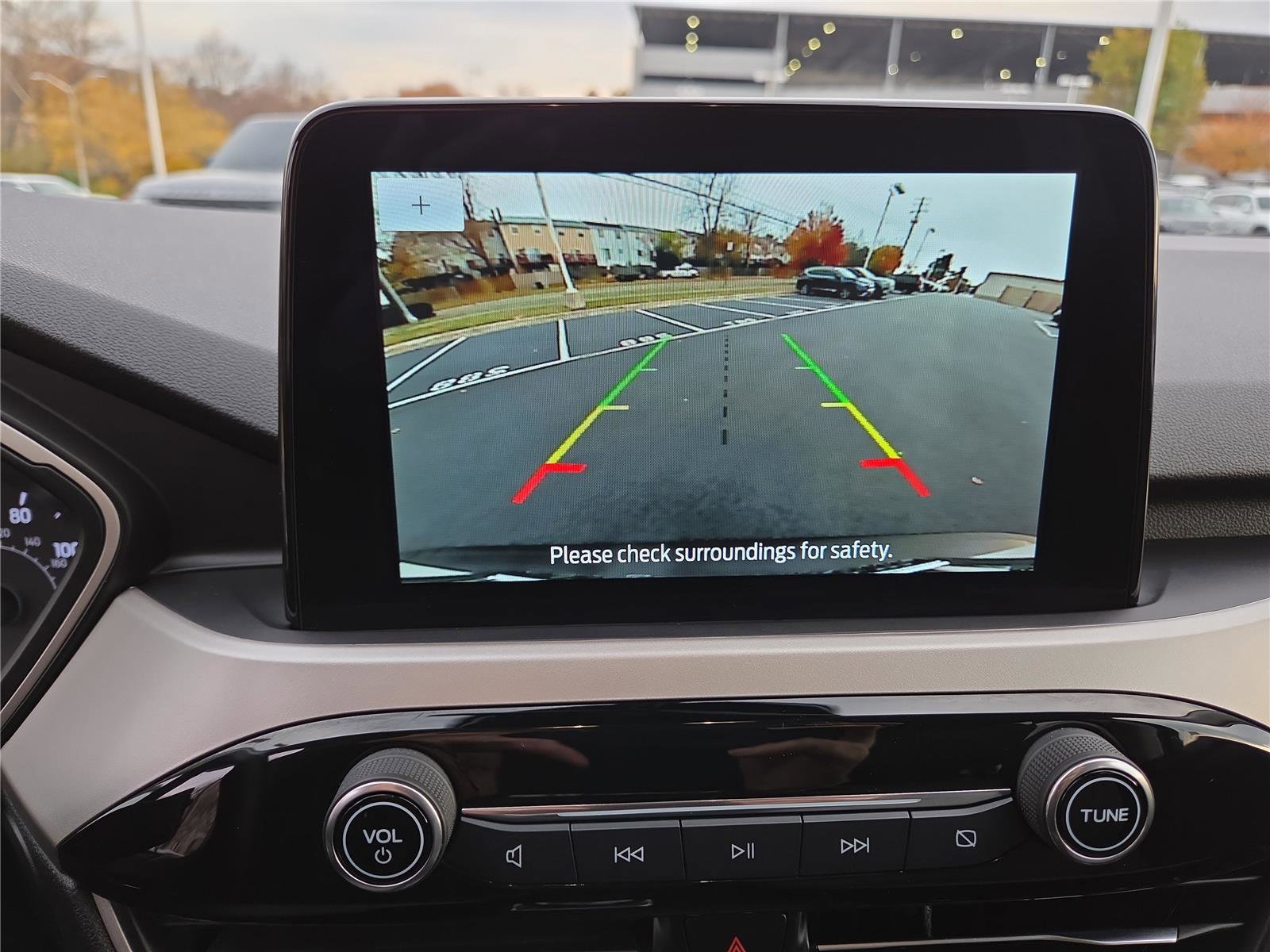 Used 2022 Ford Escape SE w/ Cold Weather Package image 21