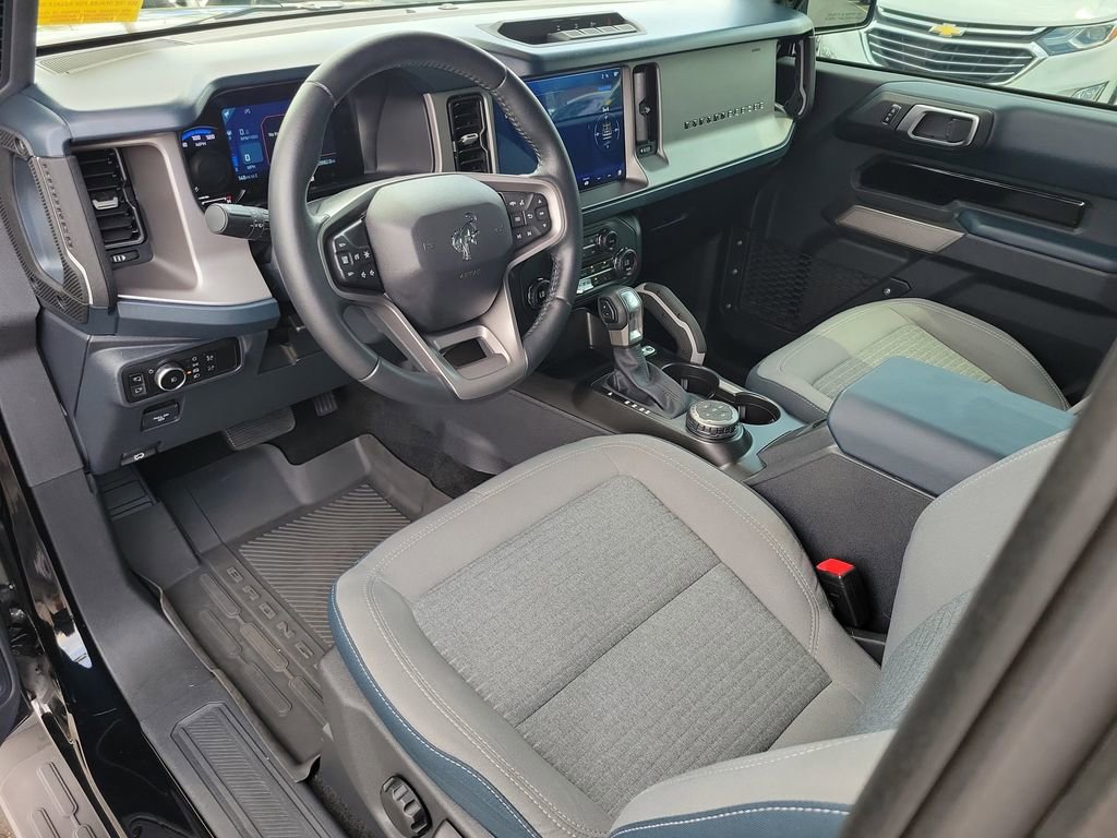Used 2023 Ford Bronco Outer Banks AWD/4WD image 11