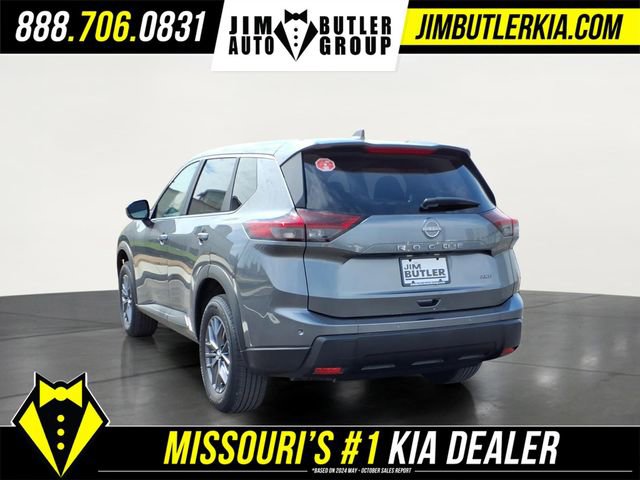 Used 2026 Nissan Rogue SV image 5