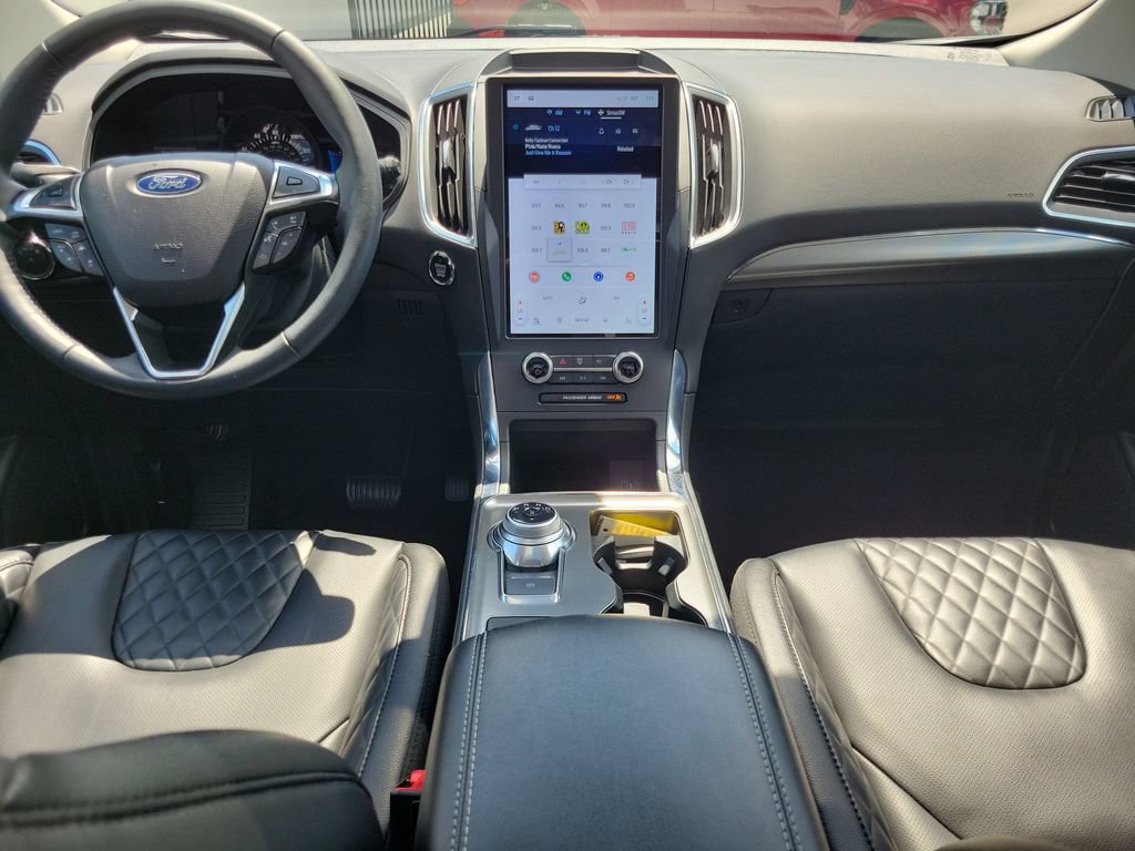 Used 2024 Ford Edge Titanium w/ Equipment Group 301A AWD/4WD image 15