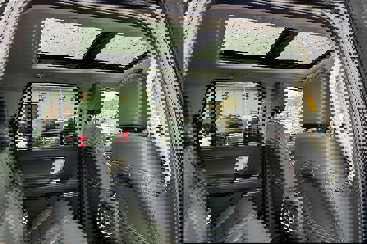 Used 2025 Ford Expedition Max Active image 17