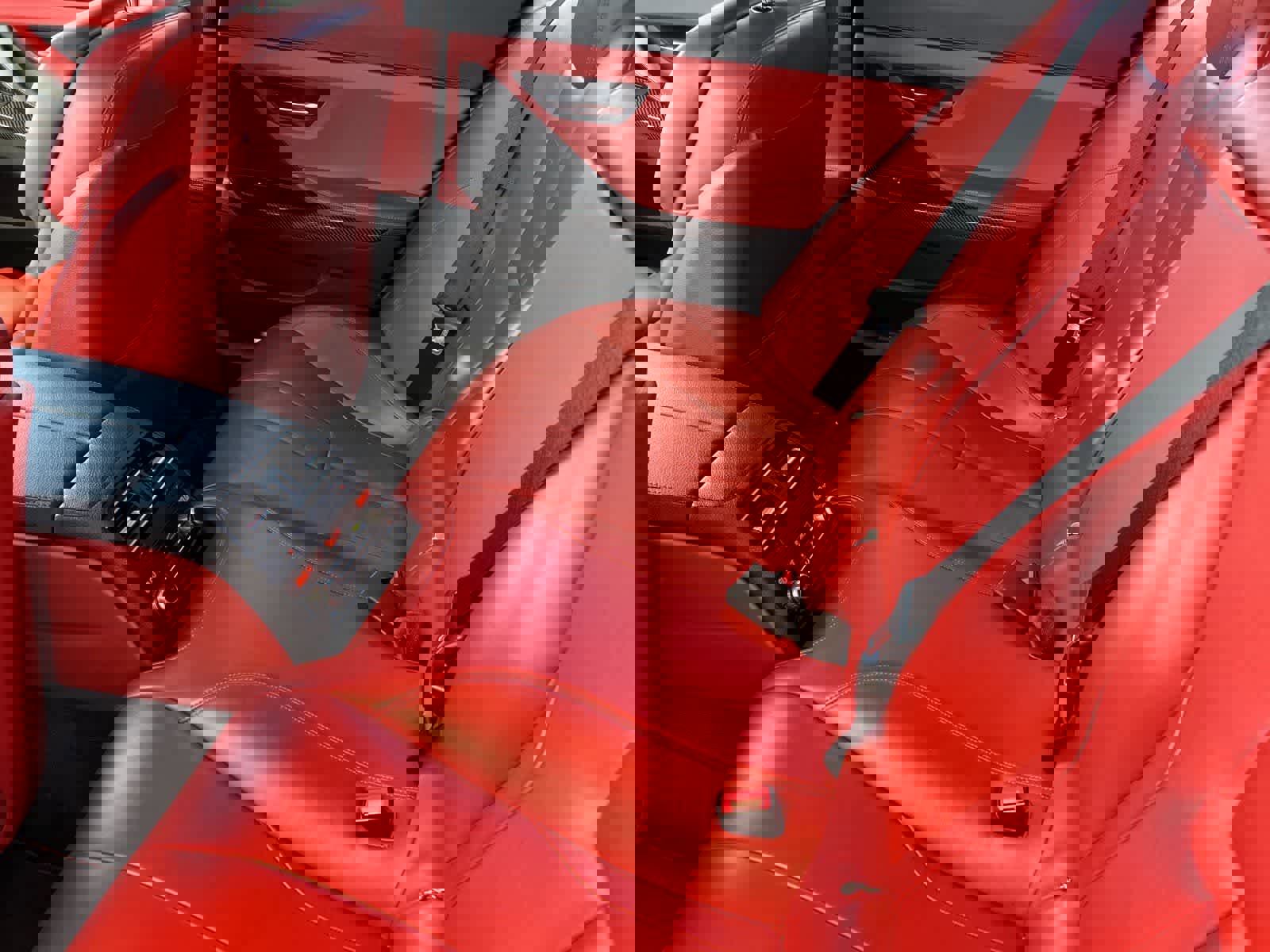 Used 2018 BMW M6 Gran Coupe RWD image 5