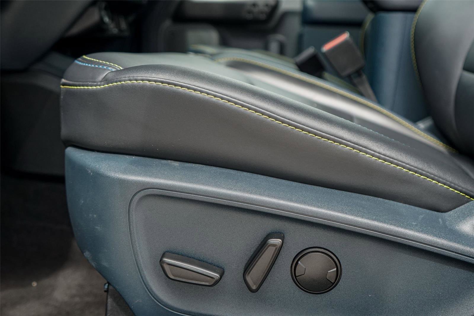 Used 2025 Ford Maverick Lobo image 21