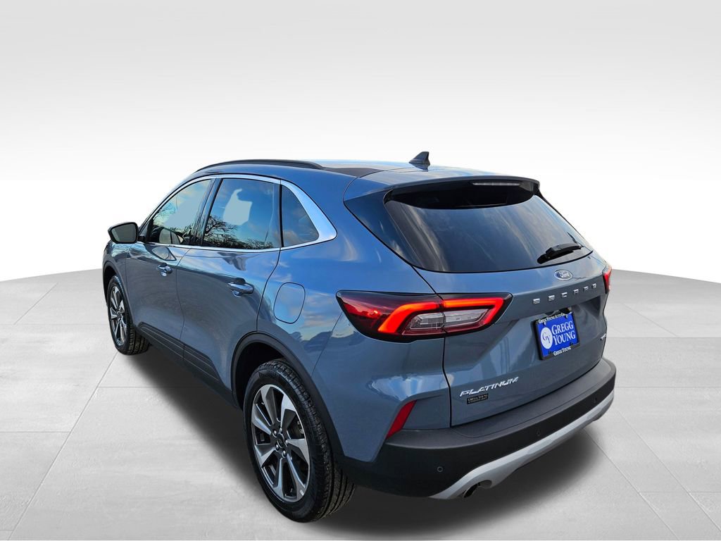 Used 2024 Ford Escape Platinum image 9