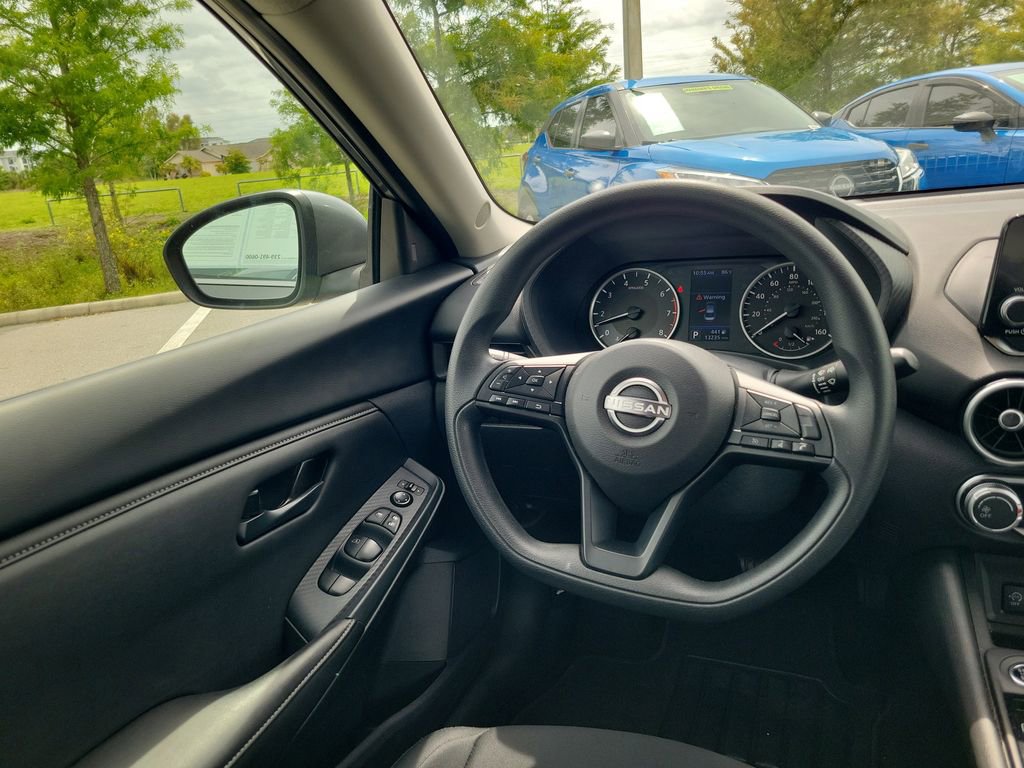 Used 2025 Nissan Sentra S FWD image 13