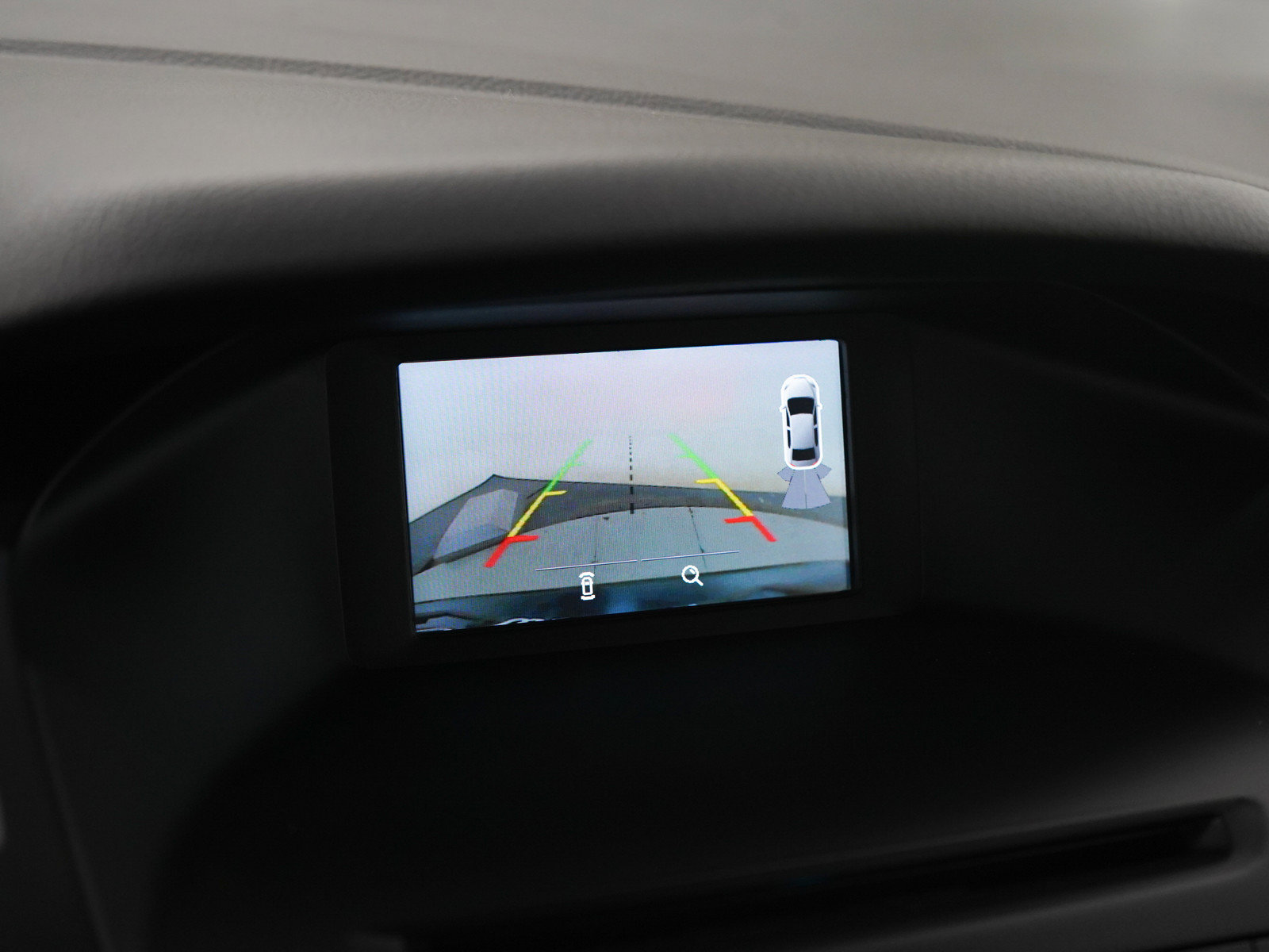 Used 2015 Ford Focus SE FWD image 21