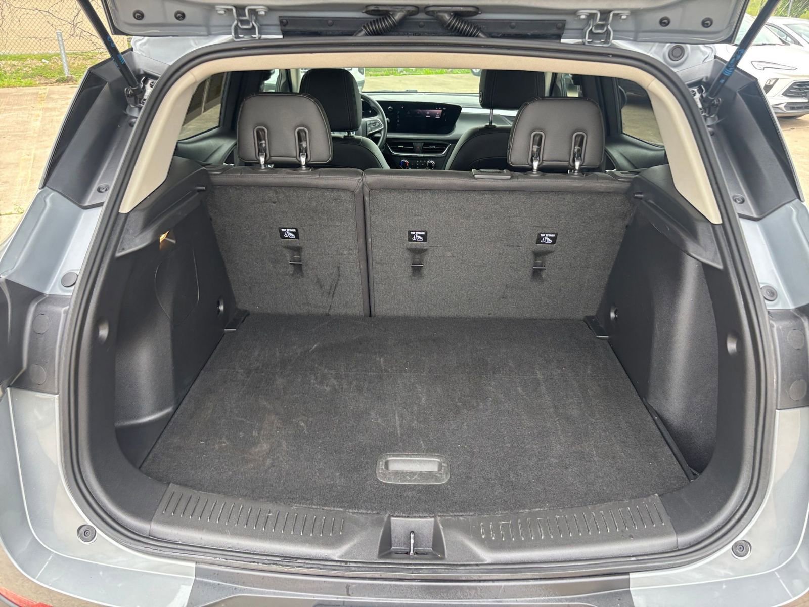Used 2025 Buick Encore GX Preferred FWD image 30
