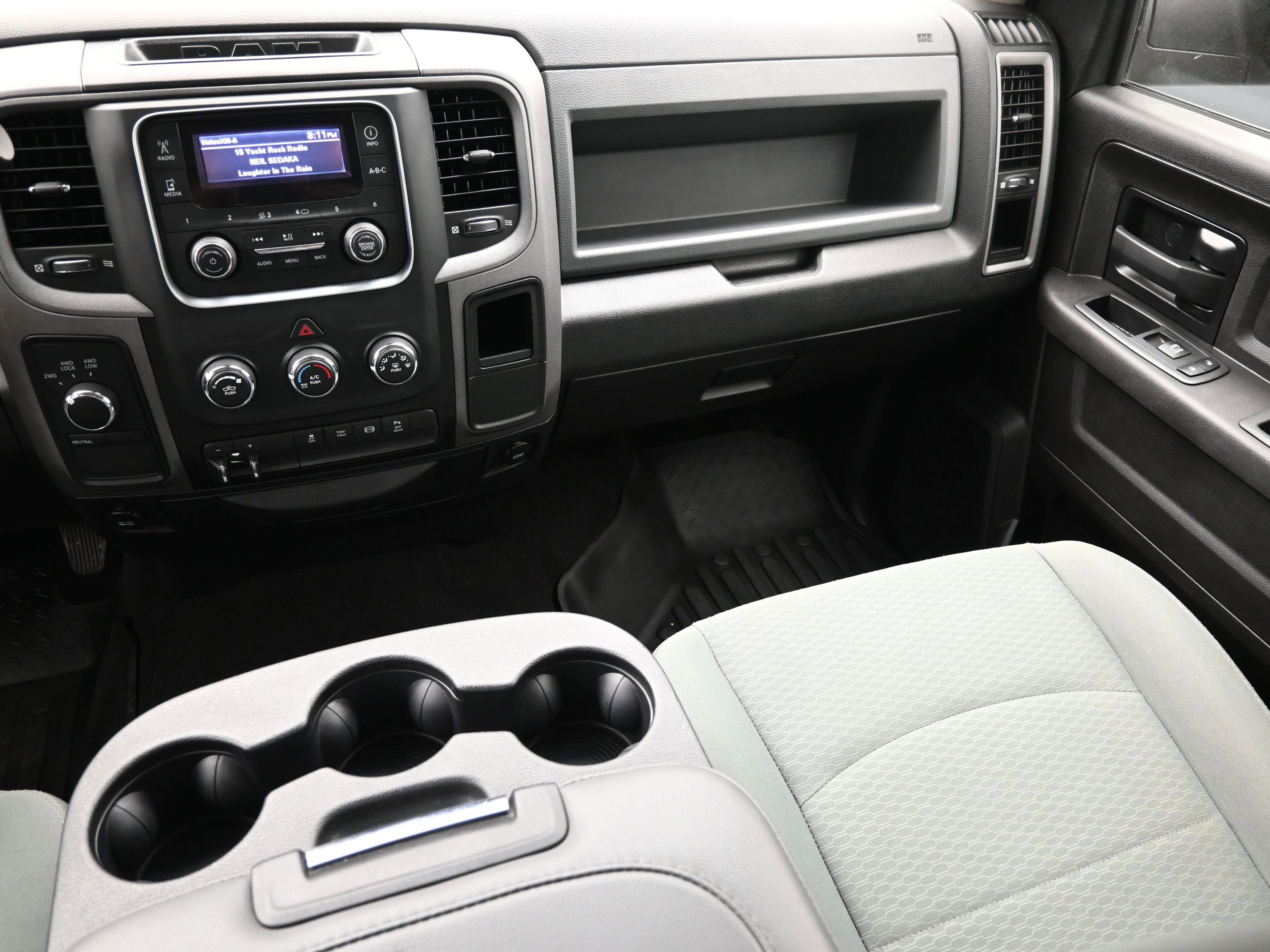 Used 2018 RAM 2500 Tradesman w/ Chrome Appearance Group image 35