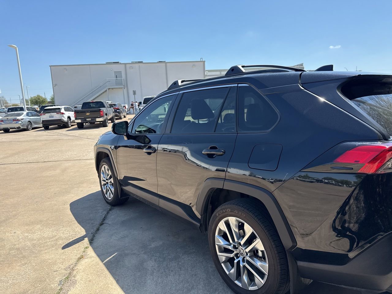 Used 2024 Toyota RAV4 XLE Premium image 5