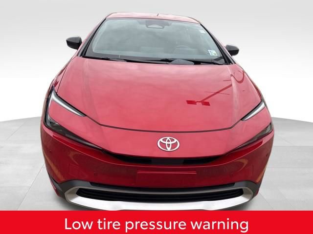 Used 2025 Toyota Prius Plug-In Hybrid image 11