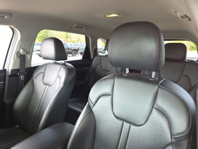 Used 2021 Kia Sorento EX image 19