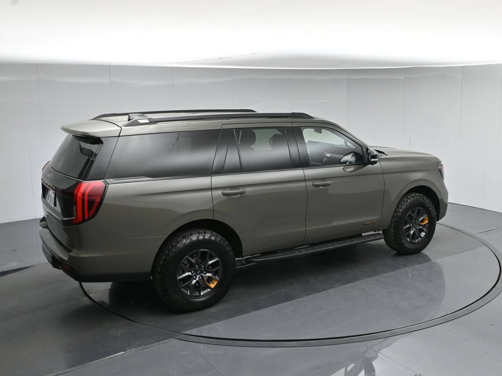 Used 2025 Ford Expedition Tremor AWD/4WD image 44