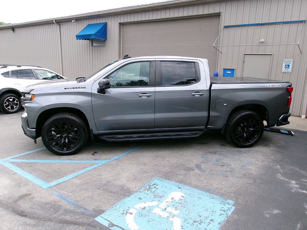 Used 2020 Chevrolet Silverado 1500 RST w/ All-Star Edition AWD/4WD image 3