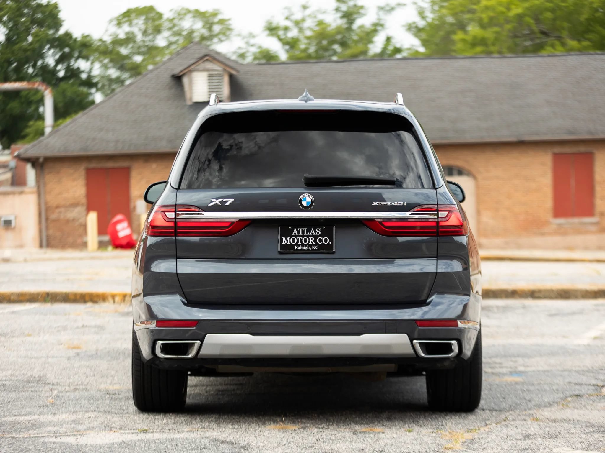 Used 2022 BMW X7 xDrive40i w/ Premium Package AWD/4WD image 9