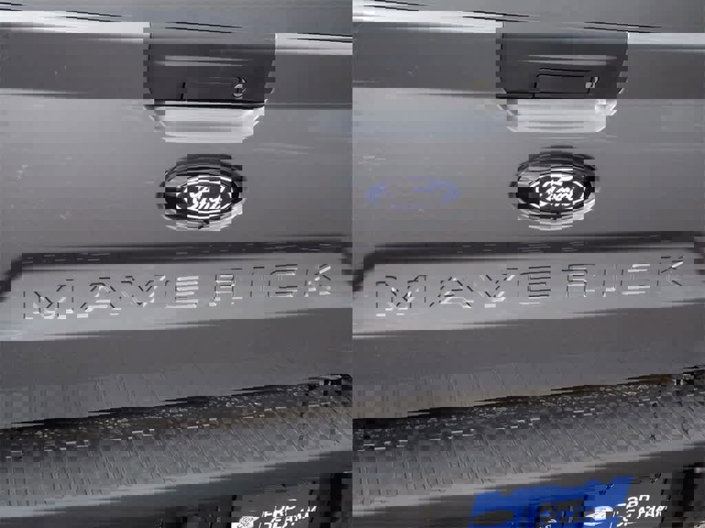 New 2025 Ford Maverick XLT image 13