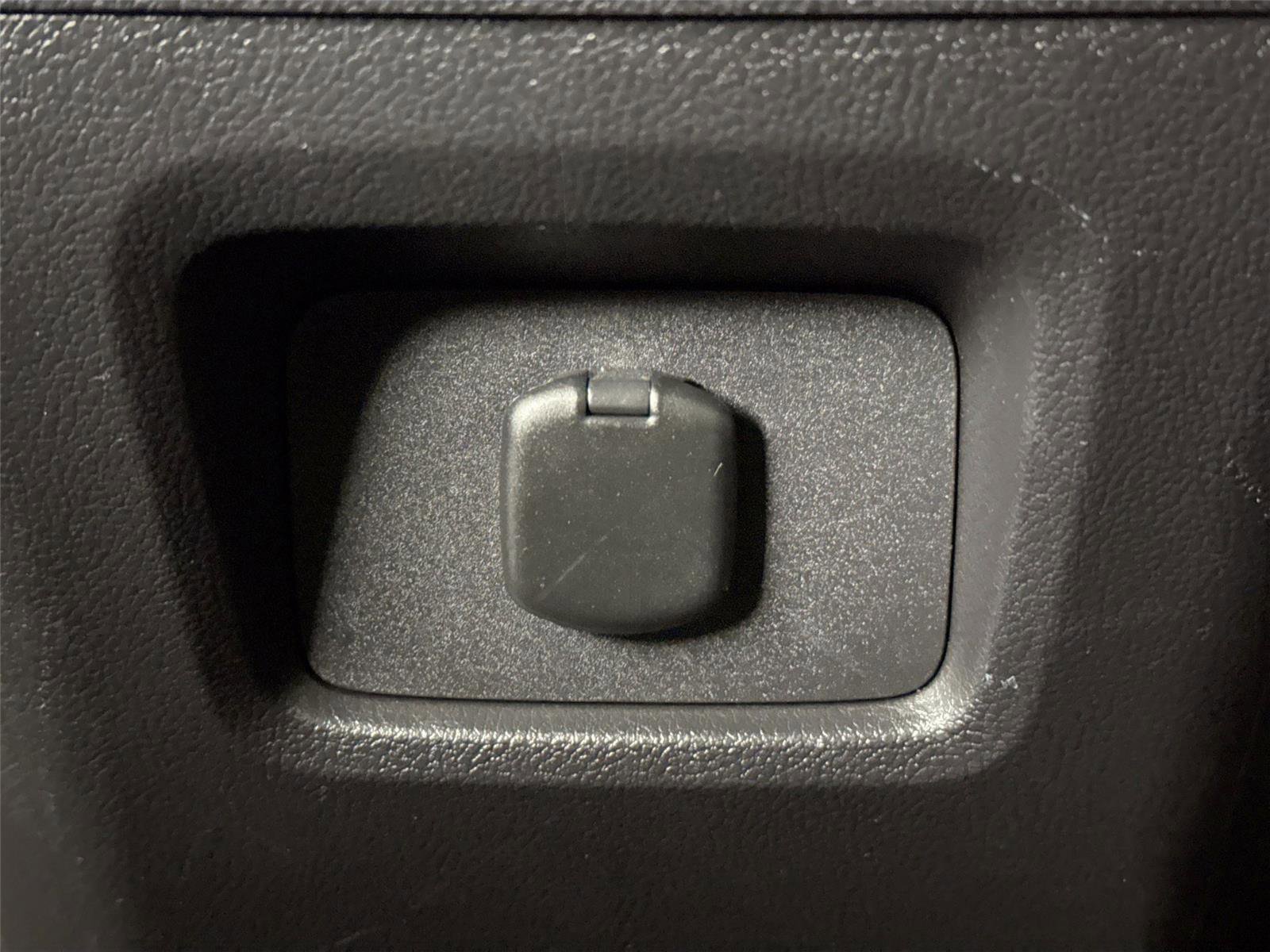 Certified 2025 Toyota Grand Highlander FWD image 37