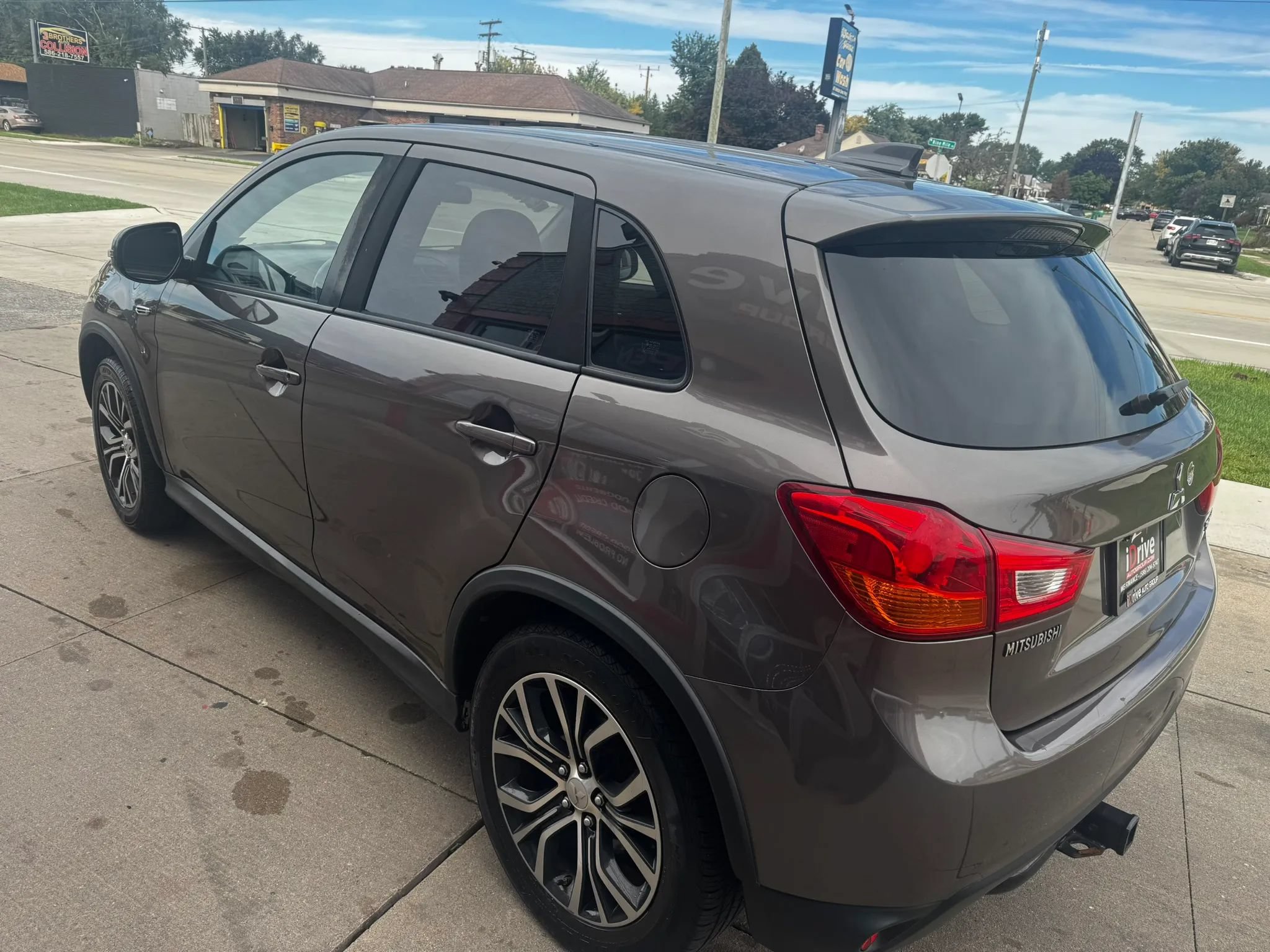 Used 2017 Mitsubishi Outlander Sport ES AWD/4WD image 11
