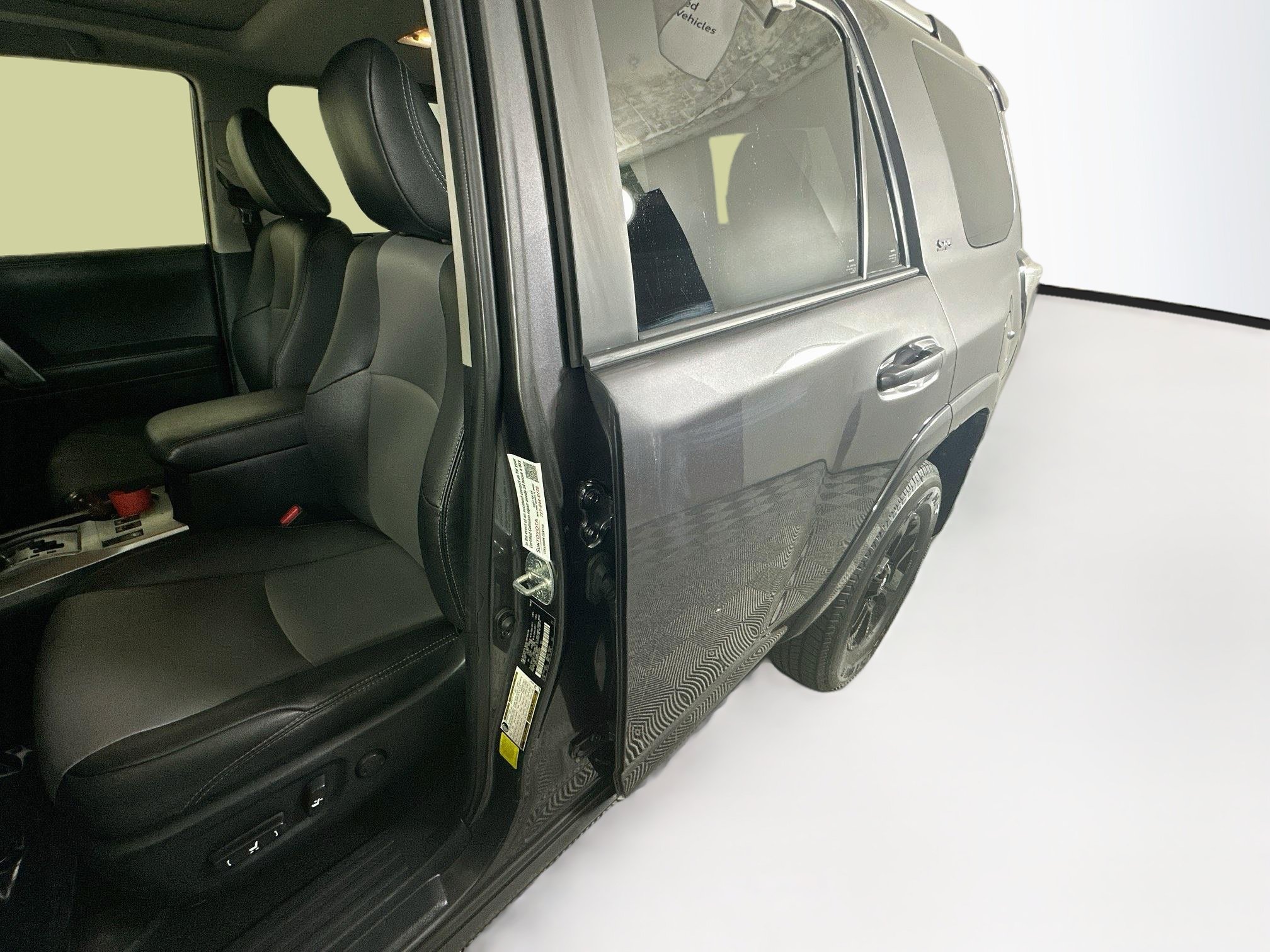 Used 2023 Toyota 4Runner SR5 Premium w/ Moonroof Package RWD image 12