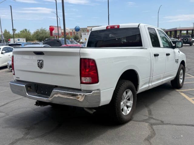 Used 2020 RAM 1500 Tradesman w/ Chrome Appearance Group RWD image 3