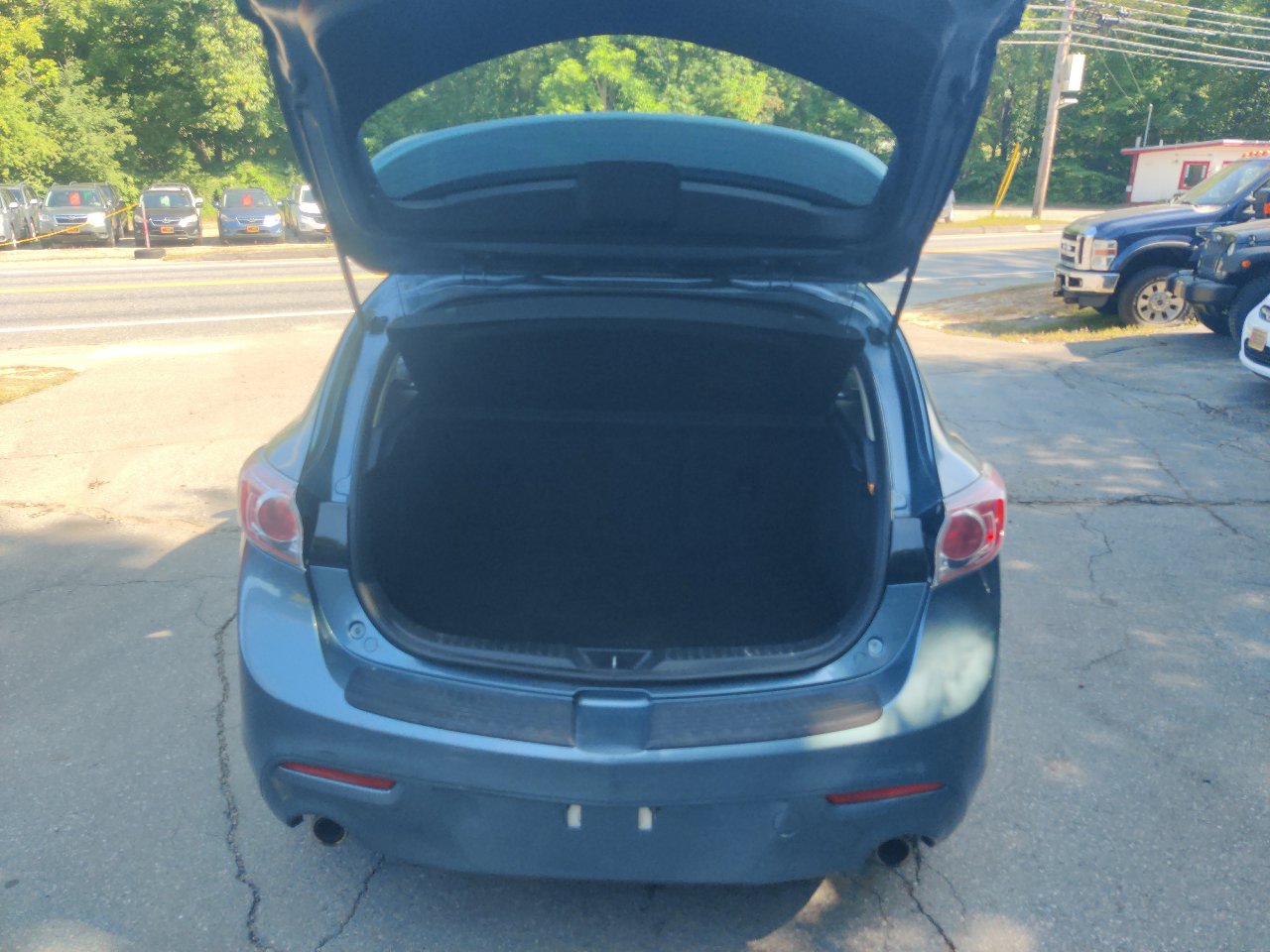 Used 2011 MAZDA MAZDA3 s Sport image 13