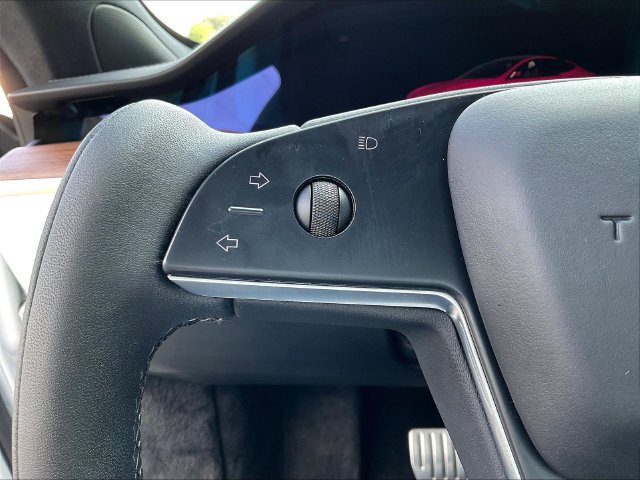 Used 2023 Tesla Model S AWD/4WD image 13