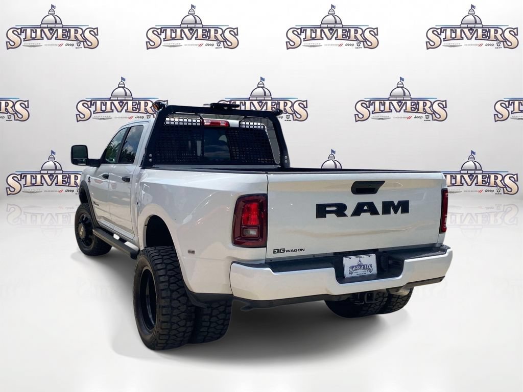 New 2026 RAM 3500 Big Horn AWD/4WD image 4