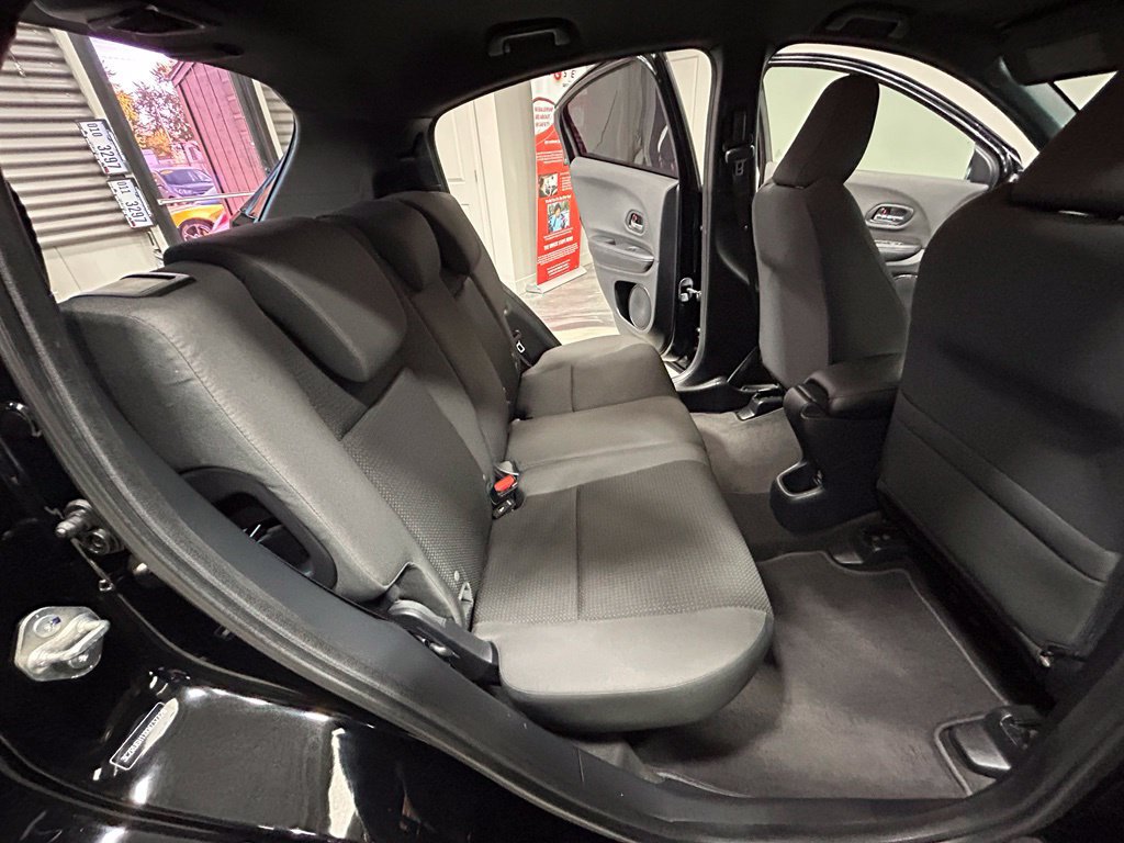 Used 2019 Honda HR-V Sport image 42