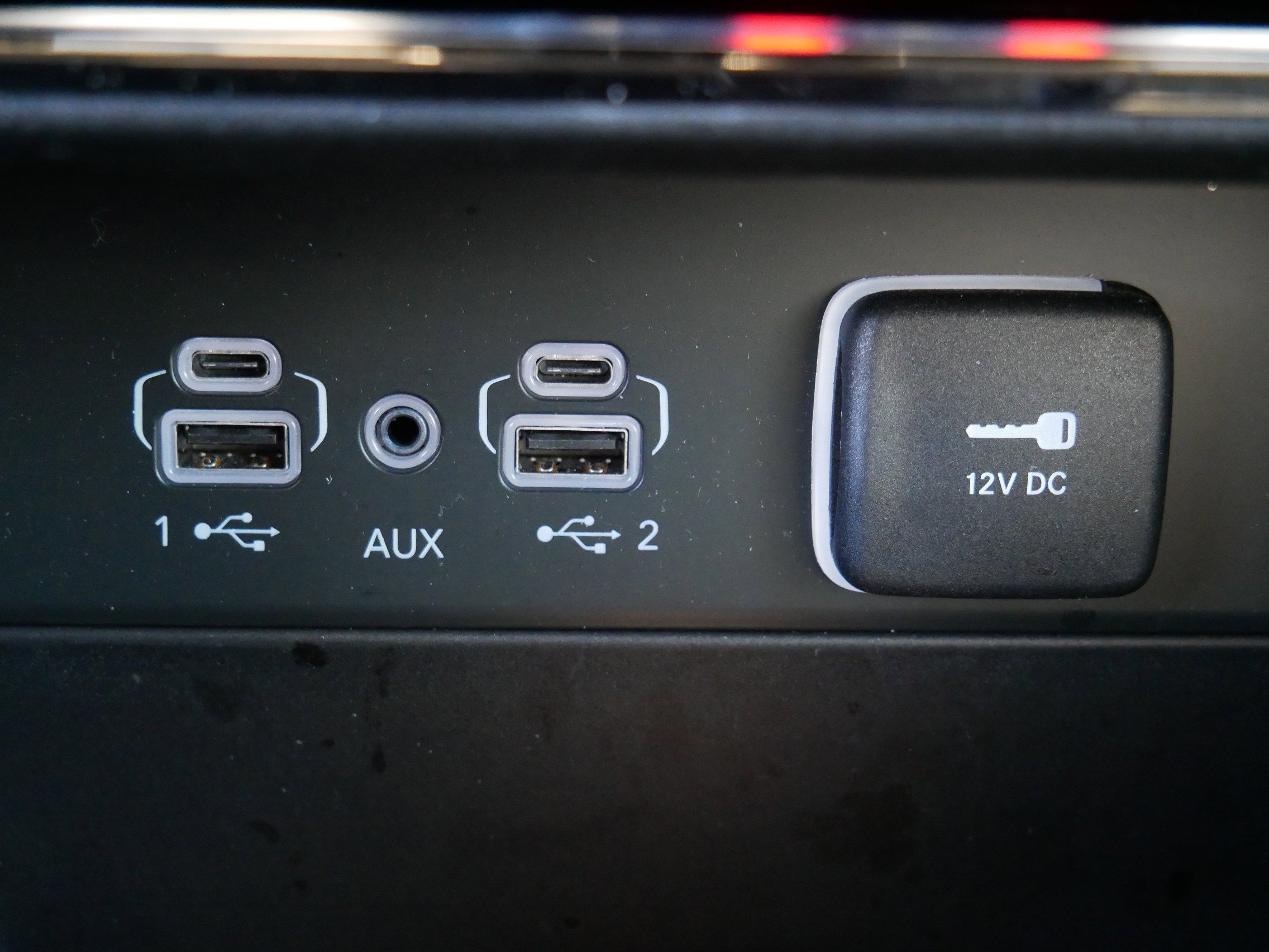 Used 2023 Jeep Grand Cherokee L Limited image 31