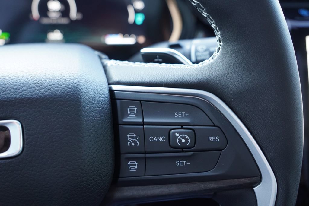 Used 2023 Jeep Grand Cherokee 30th Anniversary AWD/4WD image 35