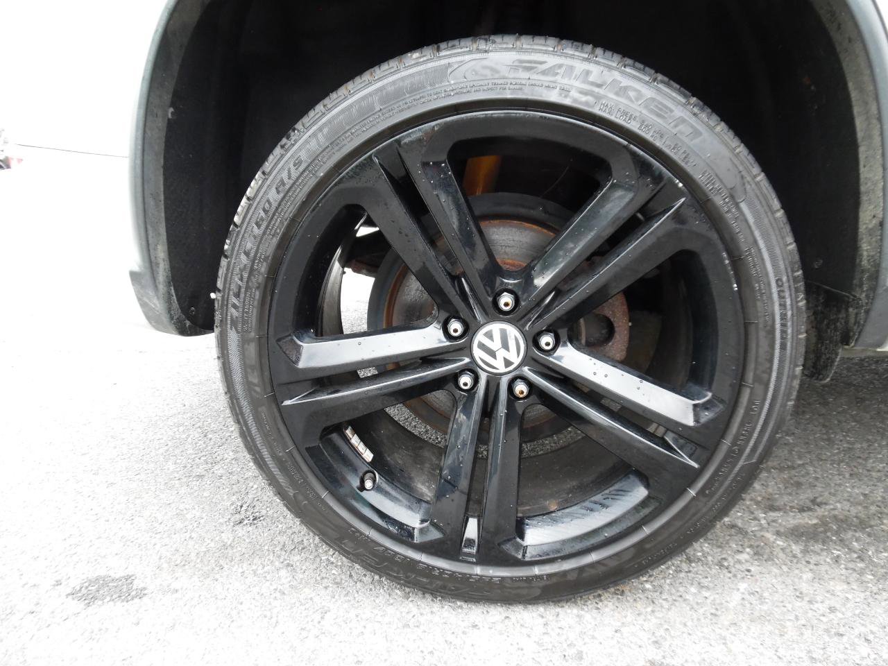 Used 2016 Volkswagen Tiguan R-Line AWD/4WD image 22