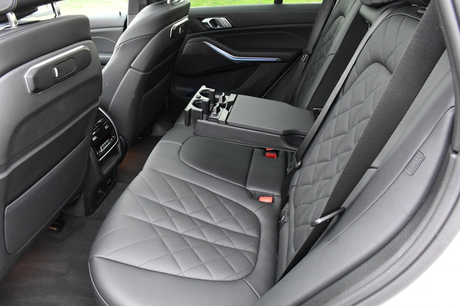 Used 2026 BMW X5 xDrive40i w/ Climate Comfort Package image 10