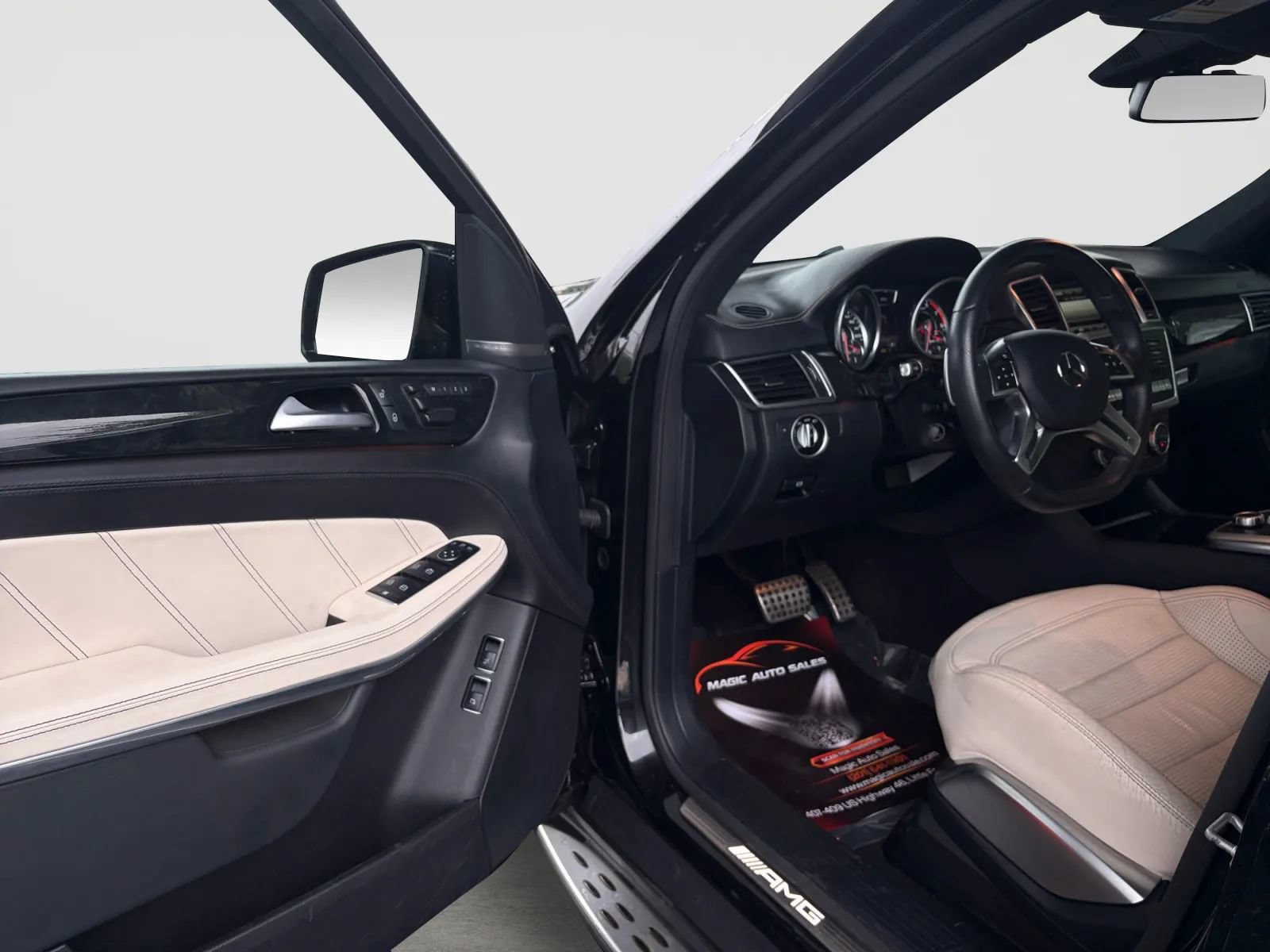 Used 2014 Mercedes-Benz GL 63 AMG 4MATIC image 9