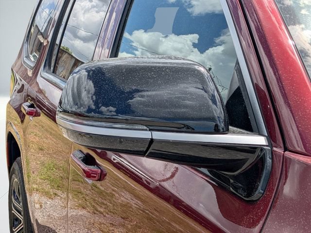 New 2026 Jeep Grand Wagoneer 2WD w/ 8-Passenger Seating Package image 11