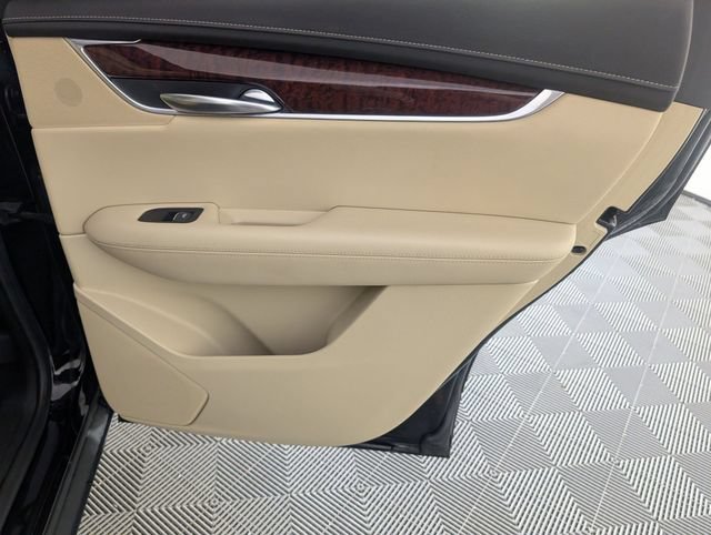 Used 2019 Cadillac XT5 Luxury FWD image 33