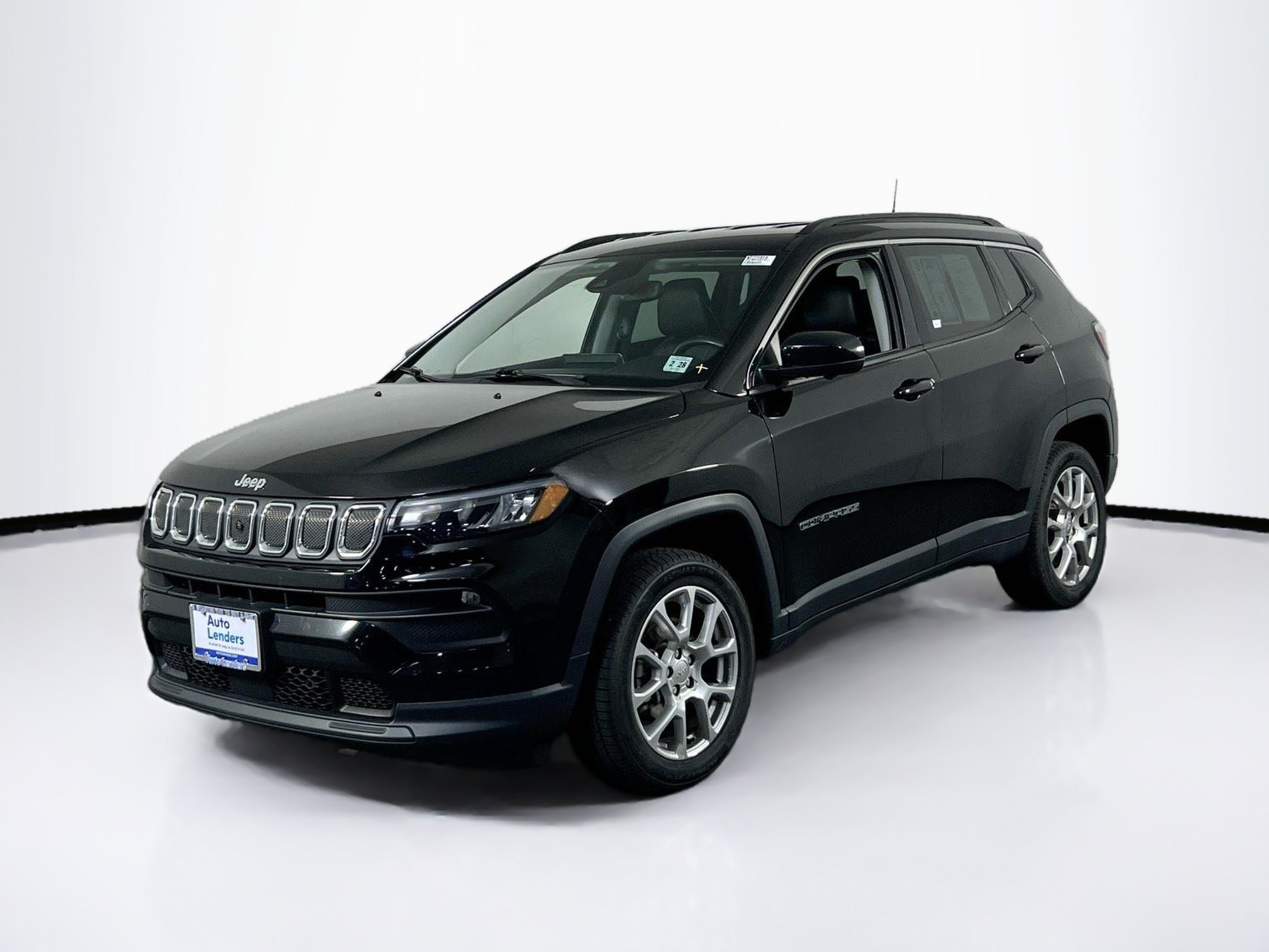 Used 2022 Jeep Compass Latitude AWD/4WD image 1