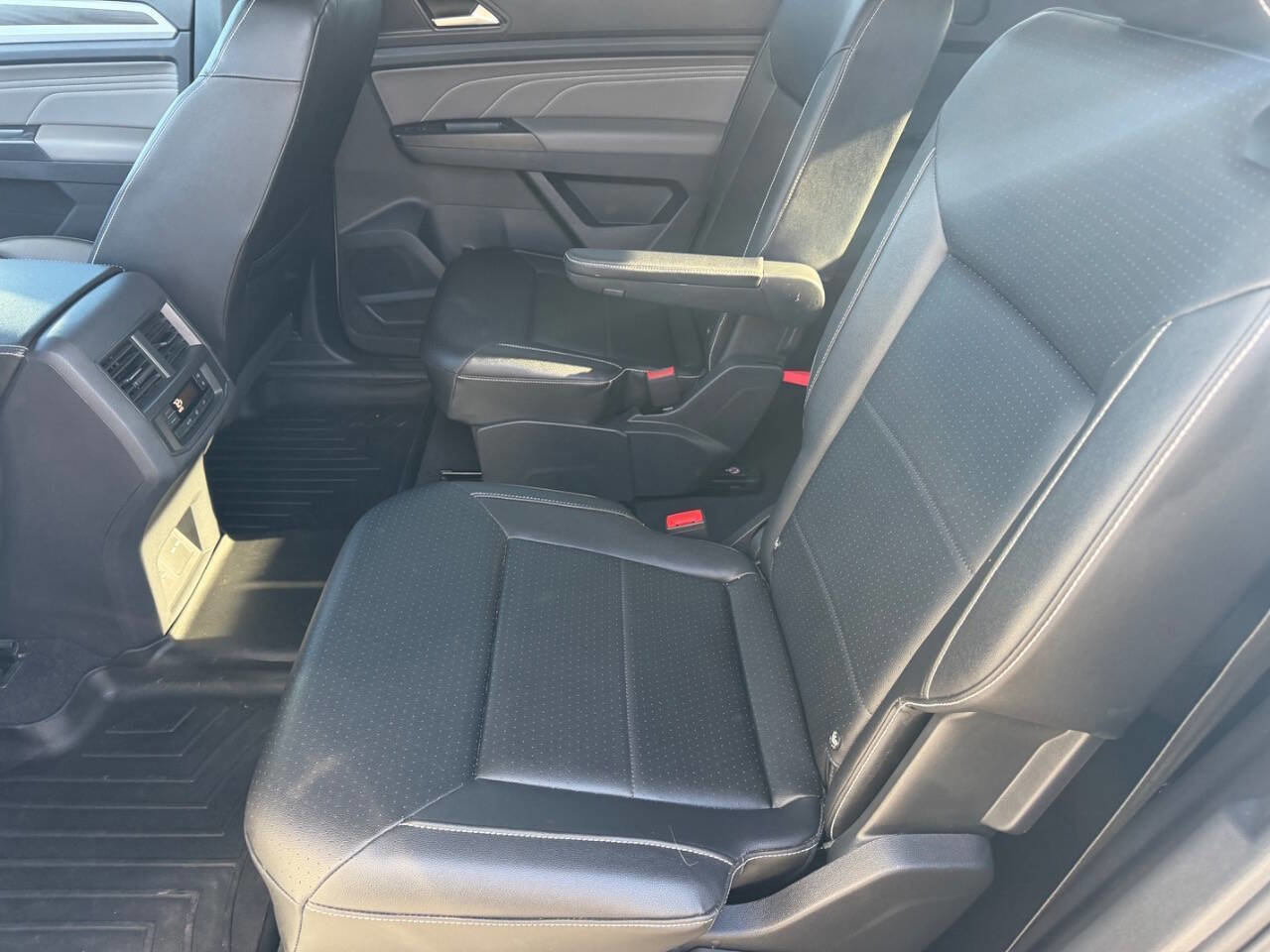 Used 2021 Volkswagen Atlas SE image 10