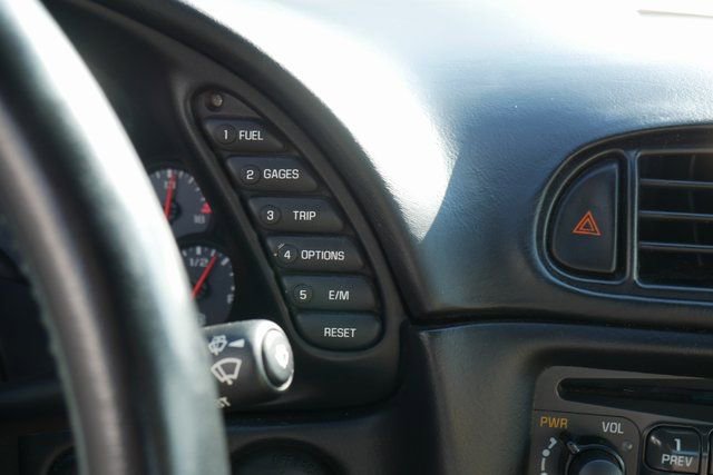 Used 2001 Chevrolet Corvette Convertible w/ Preferred Equipment Group1 image 13