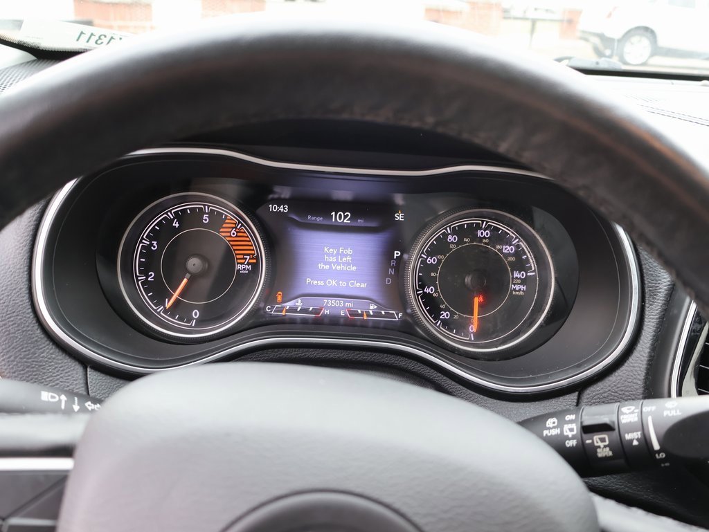 Used 2019 Jeep Cherokee Limited w/ Luxury Group image 38