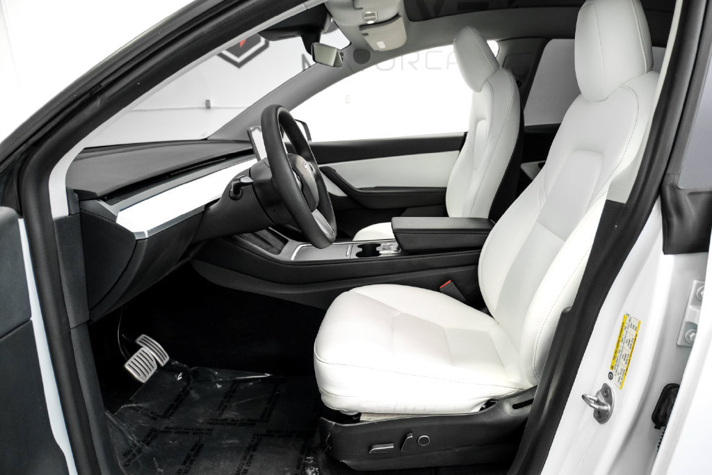 Used 2022 Tesla Model Y Performance AWD/4WD image 4