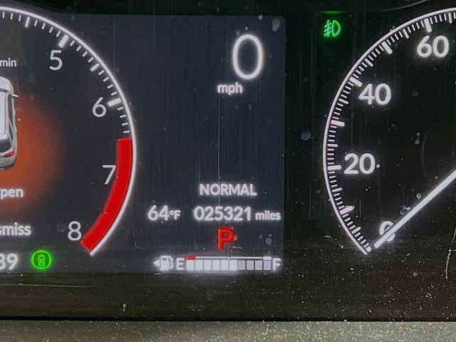 Used 2024 Honda Pilot Touring image 9